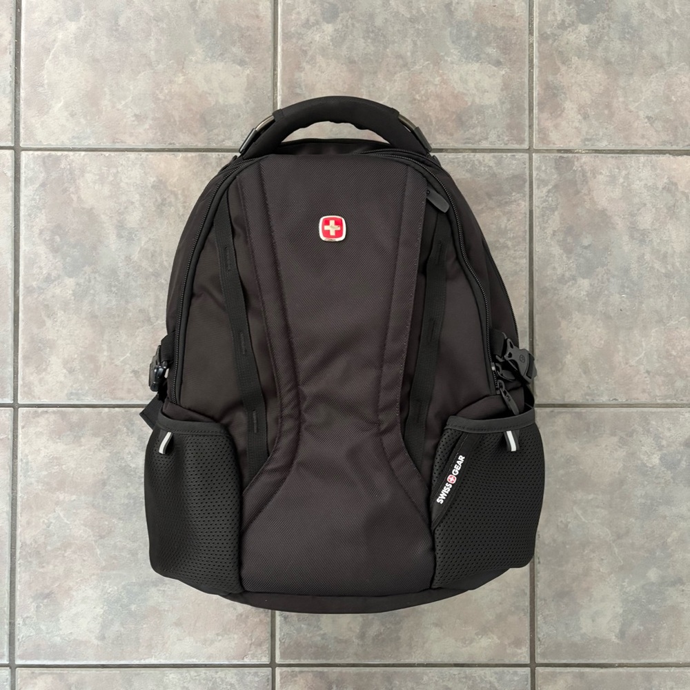 SwissGear Dark Gray Backpack for Men‎